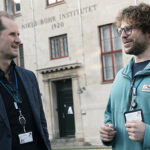 CEO Jesper Kamp with Atom Computing staff Gerard Valentí-Rojas and Alexander Elliott